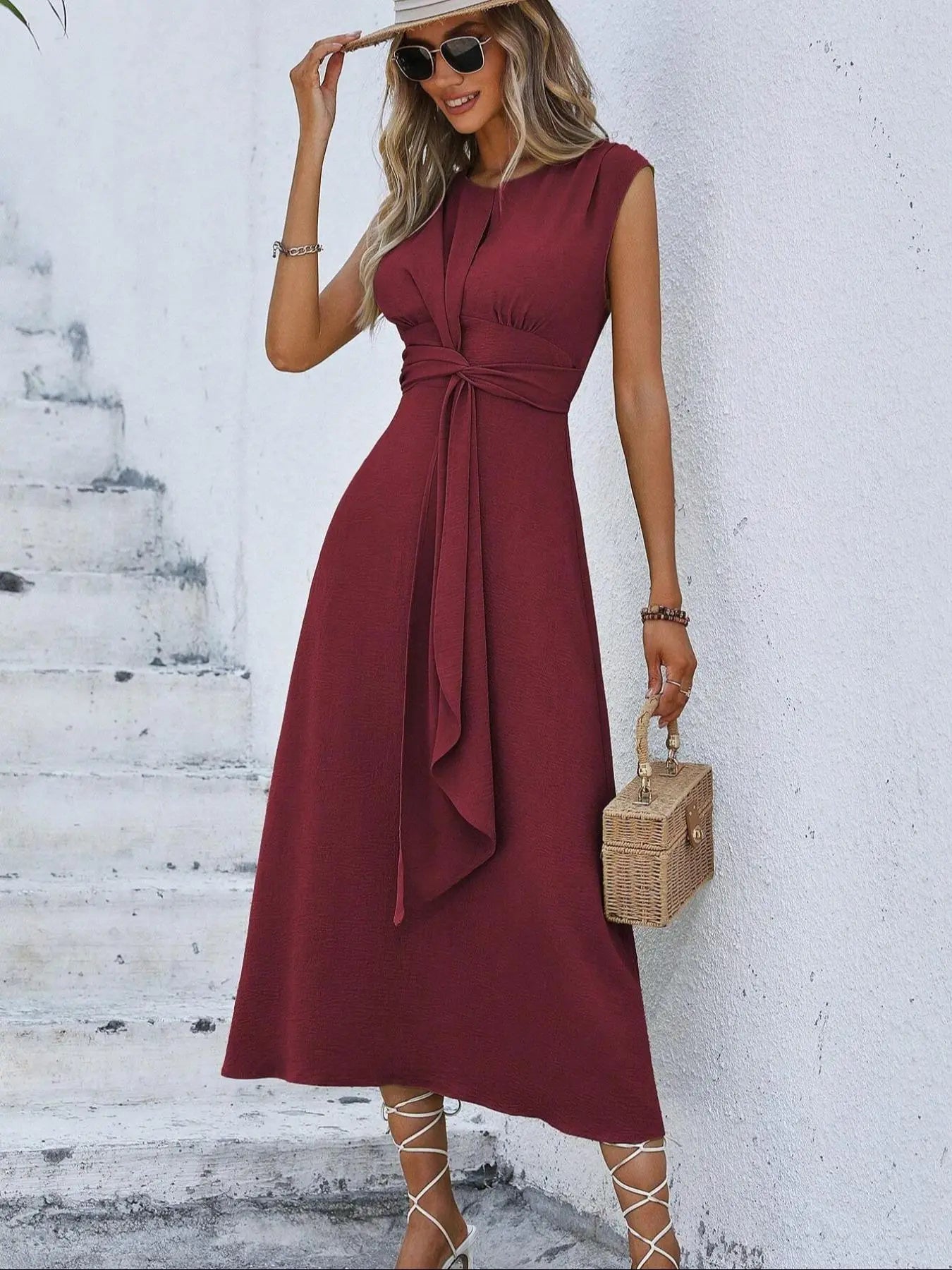 Women'S Sleeveless round Neck Plain Waist-Cinched A-Line Dress with Slimming Front Design and Elegance, Perfect for Daily Commute