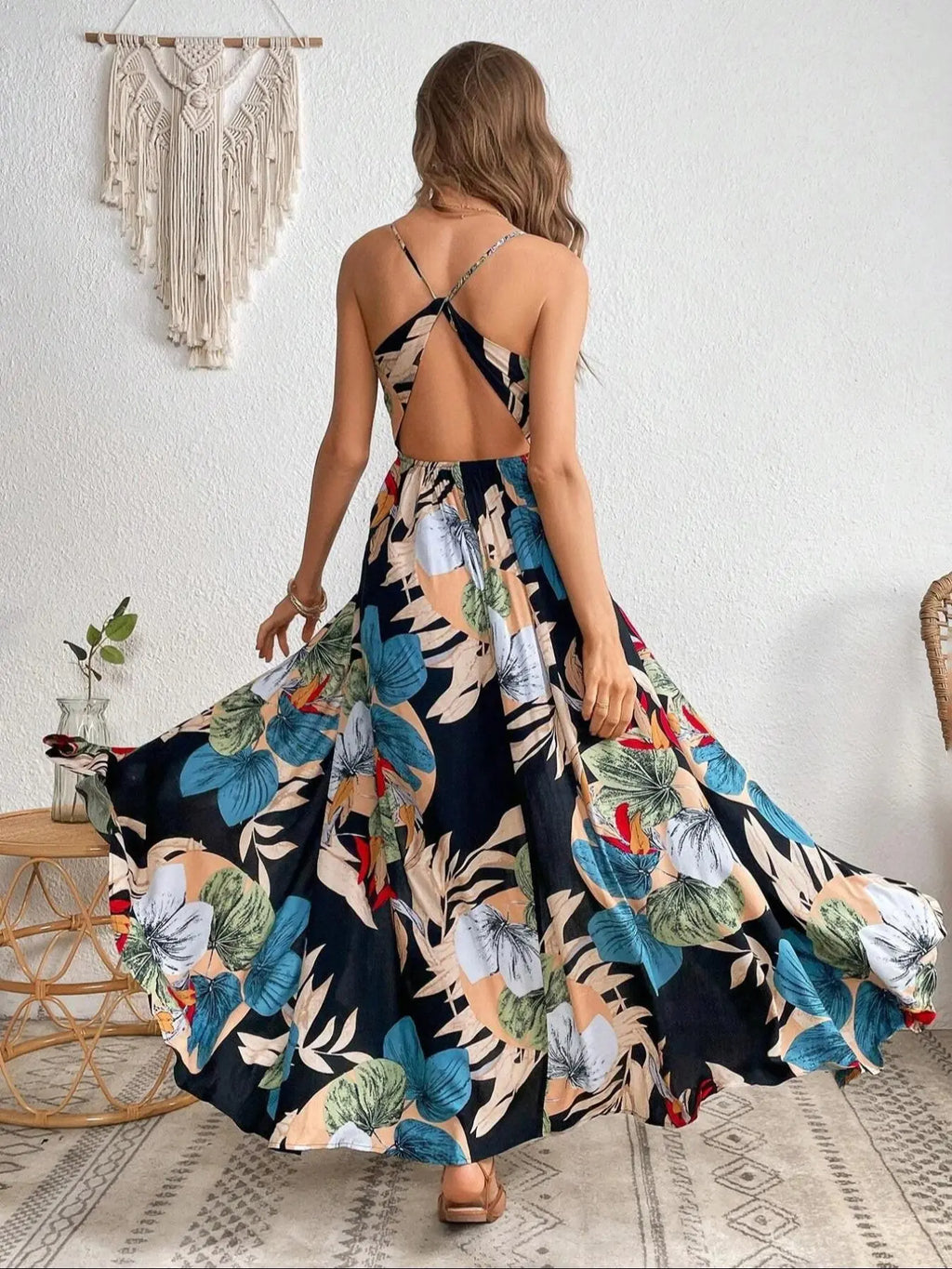 Women'S Tropical Print Split Thigh Dress, Backless Hollow Out Design, Summer Vacation Perfect, Fitted Sleeveless Bohemian Boho Style