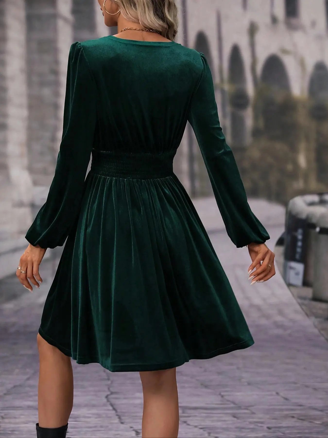 Women'S Velvet Satin Dress, Waist Cinched Lantern Sleeves, Slimming Design, Chic, Party Wear, High-End Feel, Spring & Fall Fashion