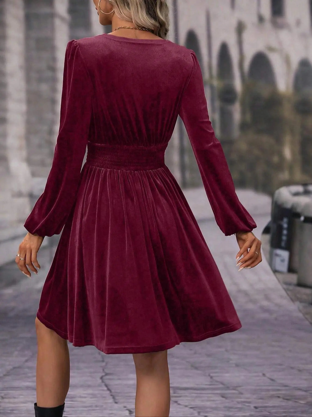 Women'S Velvet Satin Dress, Waist Cinched Lantern Sleeves, Slimming Design, Chic, Party Wear, High-End Feel, Spring & Fall Fashion