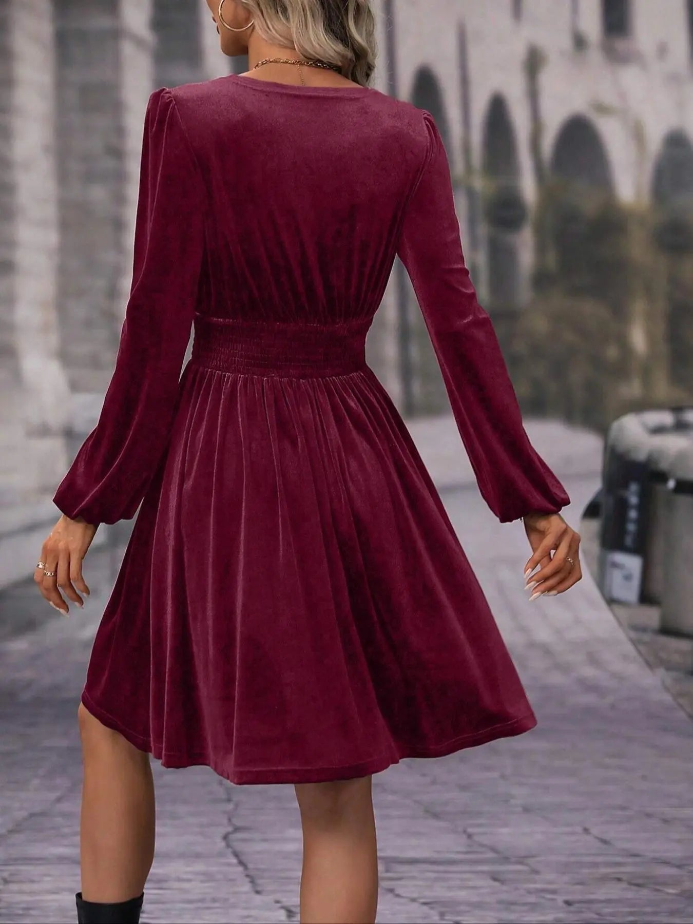 Women'S Velvet Satin Dress, Waist Cinched Lantern Sleeves, Slimming Design, Chic, Party Wear, High-End Feel, Spring & Fall Fashion