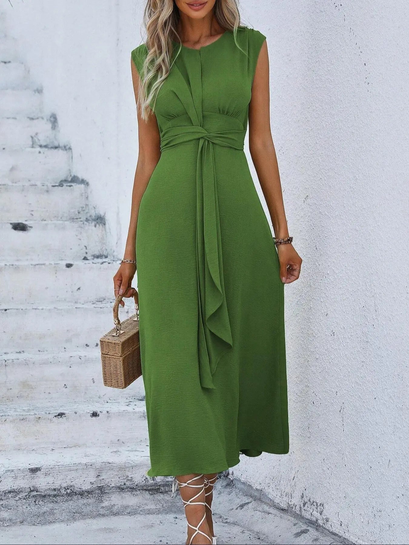 Women'S Sleeveless round Neck Plain Waist-Cinched A-Line Dress with Slimming Front Design and Elegance, Perfect for Daily Commute