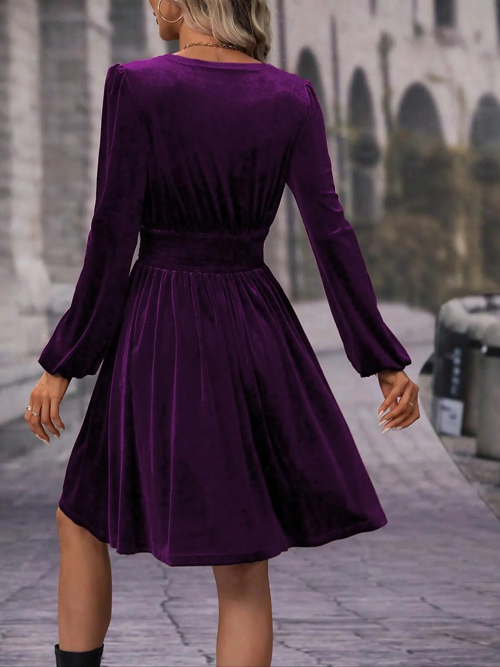 Women'S Velvet Satin Dress, Waist Cinched Lantern Sleeves, Slimming Design, Chic, Party Wear, High-End Feel, Spring & Fall Fashion