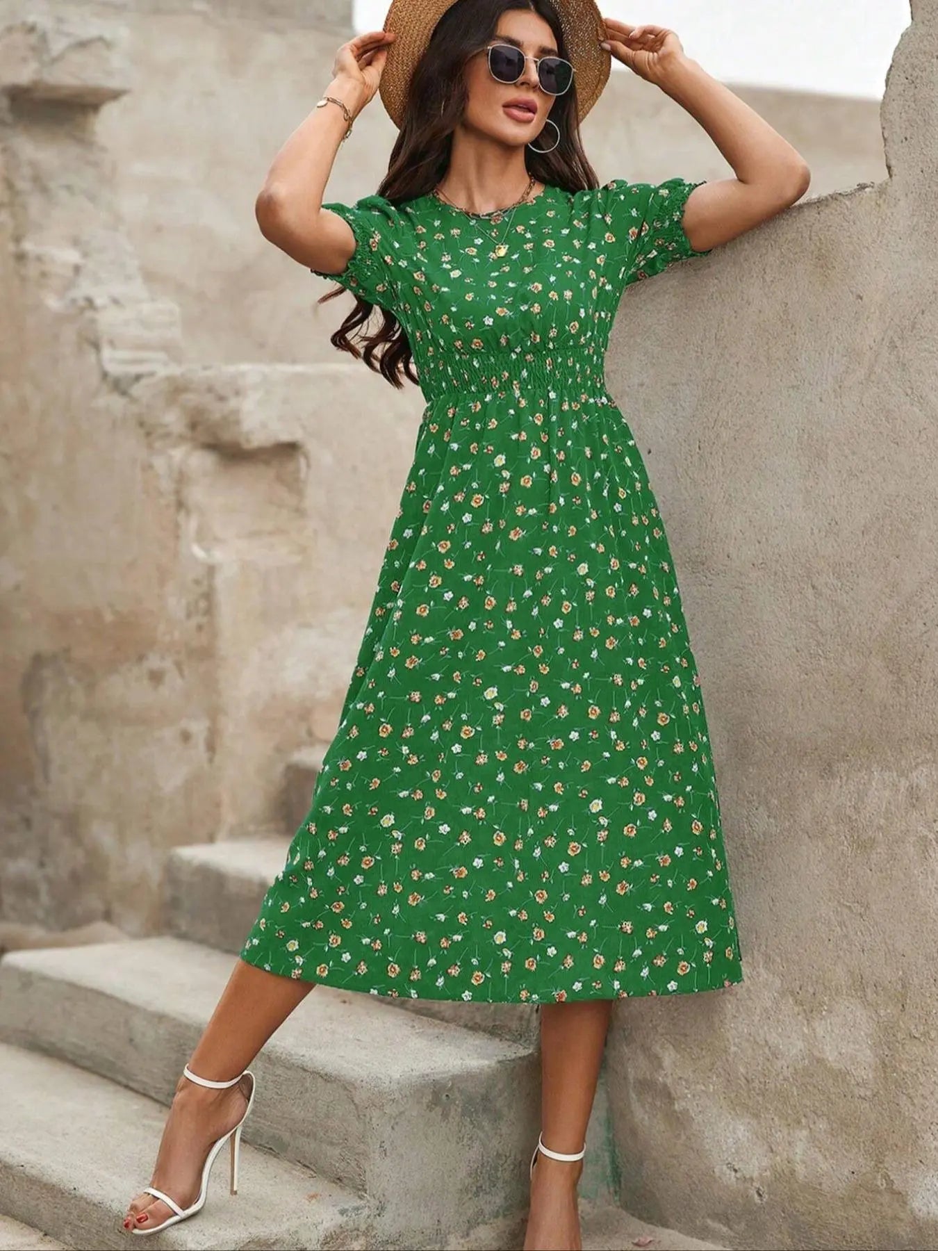 Women'S Floral Print Bubble Hem Dress, round Neck Waist Cinched Design, Boho Style Midi Skirt, Fitted Short Sleeve, All Seasons, Chic